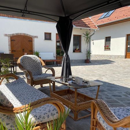 Kis-Duna Vendeghaz Dunabogdány Dış mekan fotoğraf